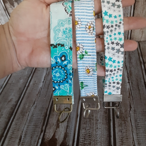Key chain wristlet - Picture 2 of 4